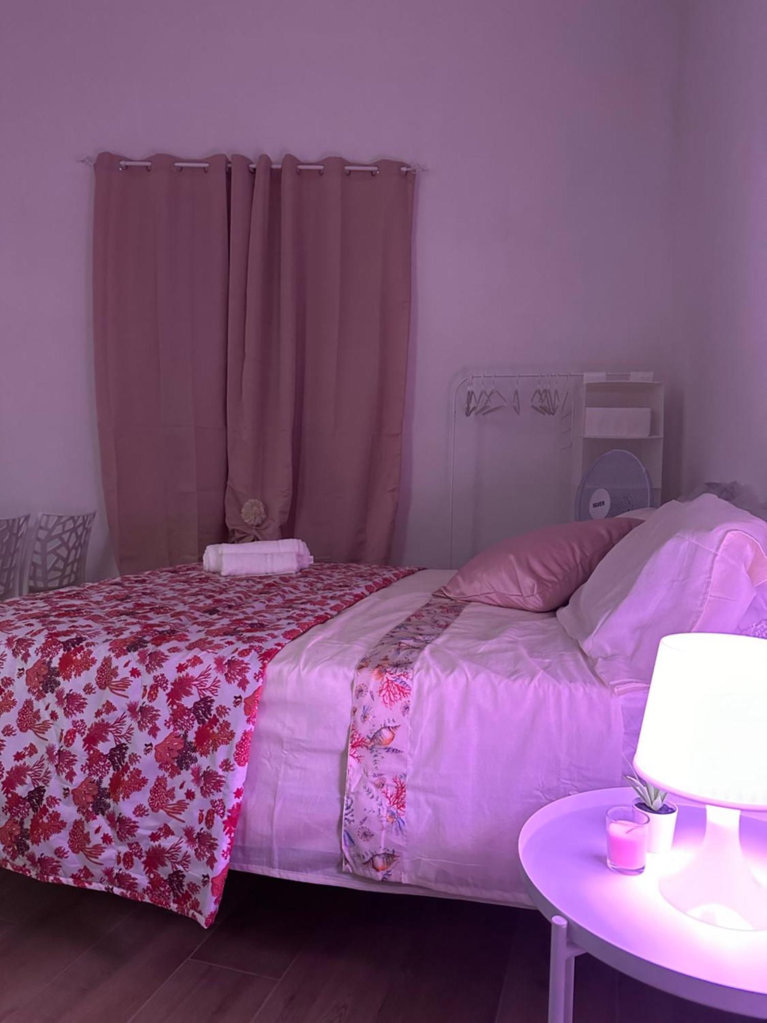 Angolo Paradiso Bed & Breakfast เนเปิลส์ ภายนอก รูปภาพ